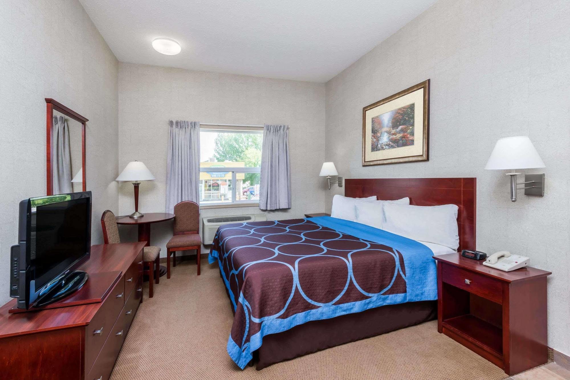 Super 8 By Wyndham Red Deer Hotel Bagian luar foto