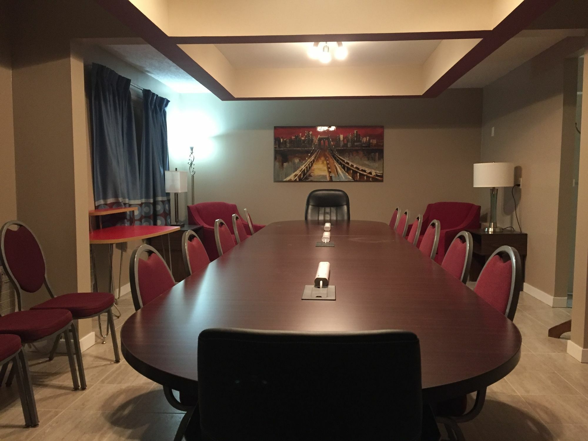 Super 8 By Wyndham Red Deer Hotel Bagian luar foto